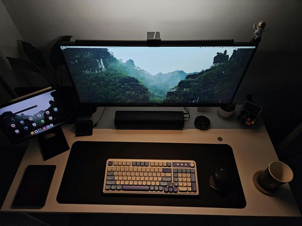 What role does fintech play in the UK computing landscape?